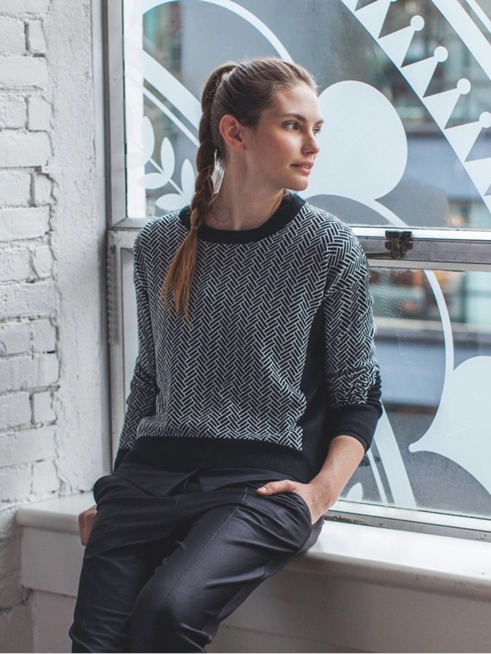 Lululemon 100%Merino wool yoga sweater